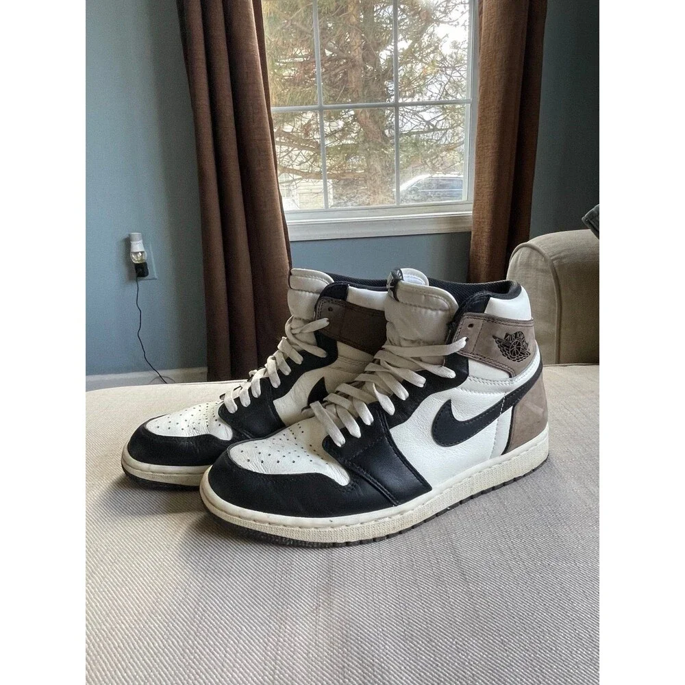 Jordan 1 Retro High Dark Mocha White/Black/Brown Shoes